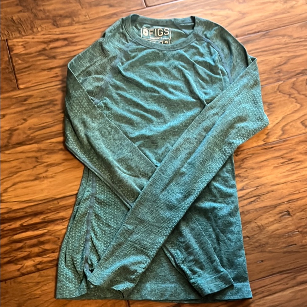 Figs XS Saltas Underscrub top